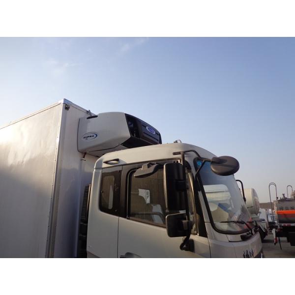 Dongfeng 10 Ton Refrigerated Truck , -15 ℃ Refrigerated Delivery Truck With Rear Hydraulic Loading Plate