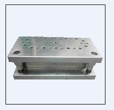 Moveable easy loading and unloading PCB punching Depaneling Machine