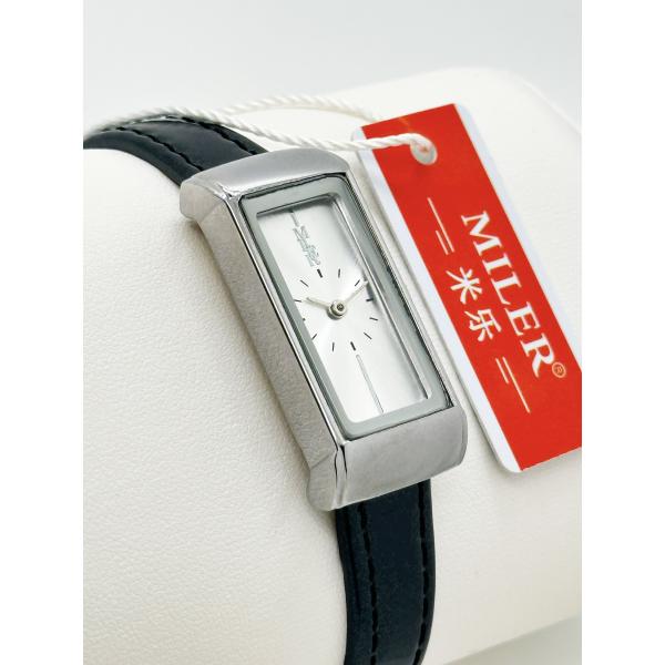 Exquisite Quartz Female Wrist Watches With 30m Water Resistance