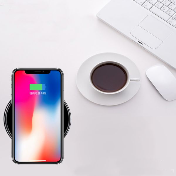 Magnetic Portable Fast Charge Airpods Iphone Xr Iphone 12 15w Qi Wireless Charger Pad