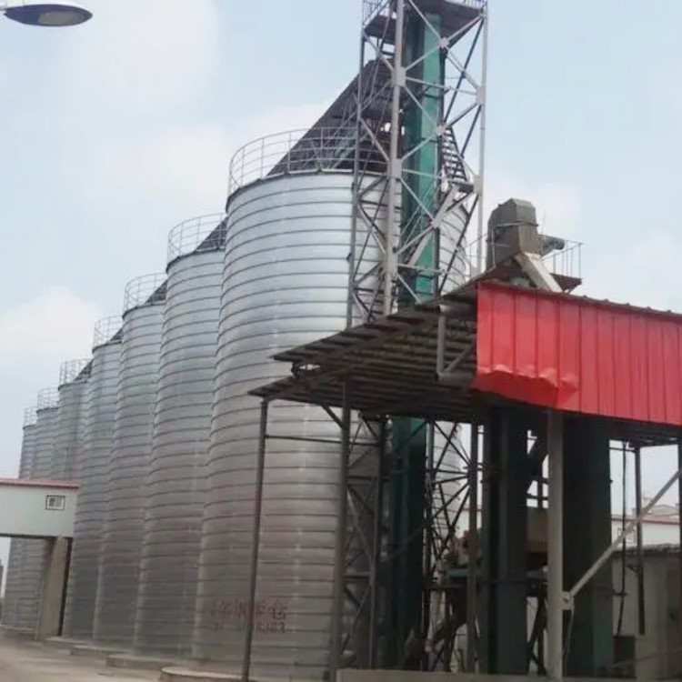 Corrosion Resistant Spiral Steel Silo Tank Cylindrical For Grain Storage