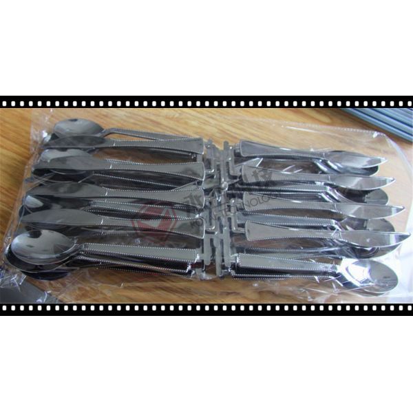 Plastic Cutlery Vacuum Metalizing Machine For Disposable Plastic Spoon / Fork
