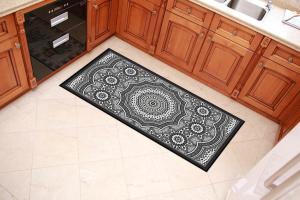 China Black And Grey Decorative Door Mats 40x60cm 40x80cm Sizes For Home Entrance wholesale