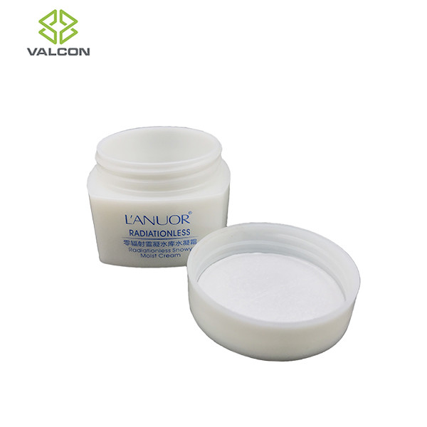 White Cosmetic Cream Jar , PE Plastic Empty Lotion Jars Custom Cute Shape