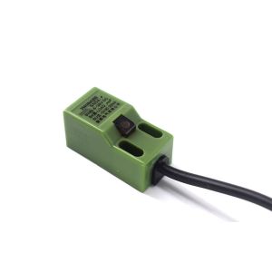 China Oil Prevention PNP NO Proximity Sensor Strong Environmental Resistance wholesale