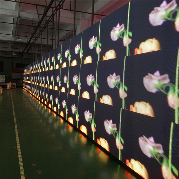 Waterproof Advertising LED Display P10 Large Outdoor Led Display Screens 7500 Nit