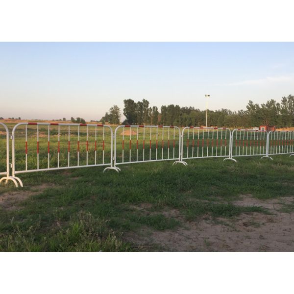 Mobile Temporary Road Traffic Barriers 1.1m Height Concrete Safety Barrier