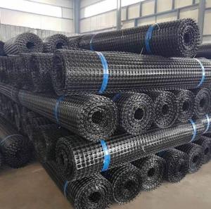 China 20KN PP Biaxial Geogrid for Road Reinforcement Black Color and Onsite Training Service wholesale