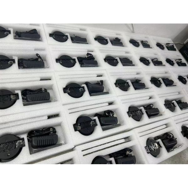 Holographic Mesh Projector Screen Advertising Player 3d Led Advertising Screen Outdoor