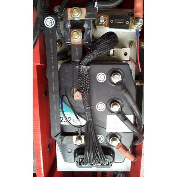 1550mm Fork Battery Powered Pallet Truck For Food & Beverage Factory