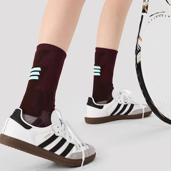 Fashionable Outdoor Athletic Sport Socks Compression Custom Women Bicycle Cycling Socks
