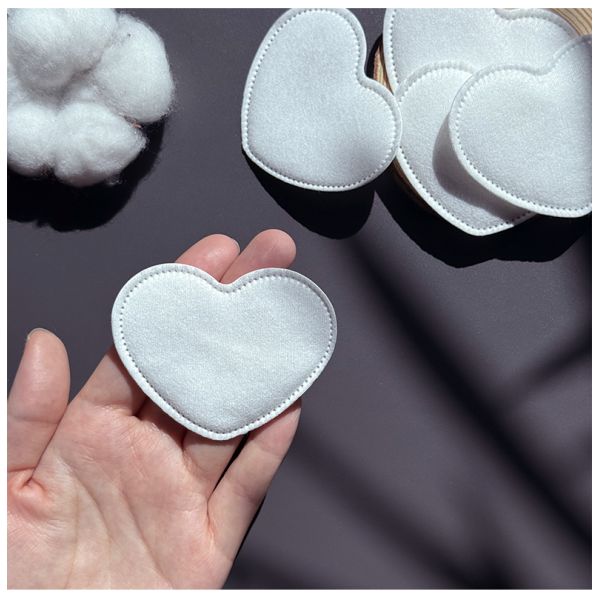 OEM Disposable Cosmetic Products Heart Shaped Makeup Remover Wipes Wholesale Cotton Pads for Face