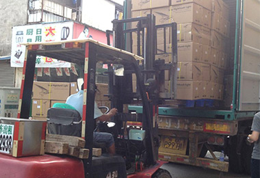 Adjustable Solar Garden Street Light 180lm IP66 Water Resistant