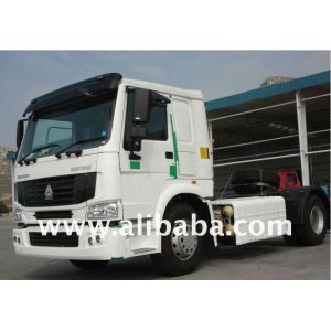 China sinotruk howo 4x2 CNG trailer truck on sale