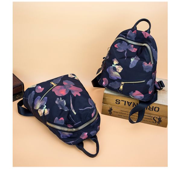 Double Shoulder Girl Backpack Spring Summer Leisure And Camouflage Fashion Light Travel 2017 New Backpack