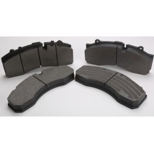China Green Auto Brake Pads 80000km Warranty IATF16949 / ISO9001 Certificated wholesale