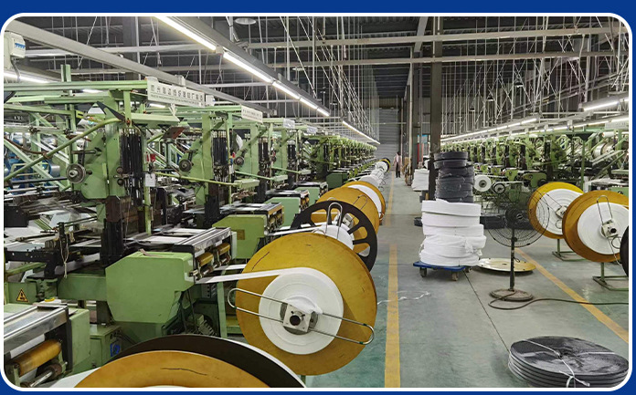 Custom Non-scratch Velcro Non-fuzz Nylon Adhesive Strap Non-brush Stitching Strap Velcro