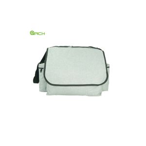 China Tapestry Polyester Snowflake Outdoor Travel Messenger Bag wholesale