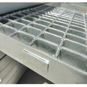 China Q235 Heavy Duty Steel Grating Metal Building Materials Galvanized on sale