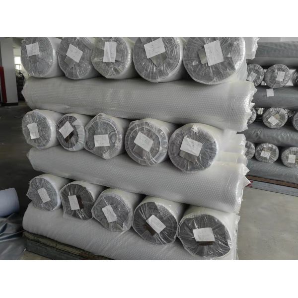 Knitted Luxury Sofa Fabric Shrink Resistant With Customized Color