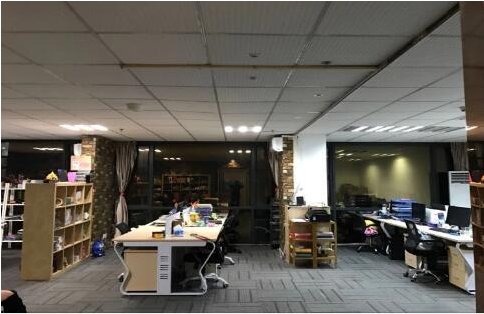 Plastic Shine Zinc Alloy Metal Personalized Keychain Gifts Rhinestone Lovely Heart Shape