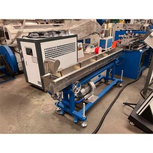 Co-Rotating Twin Screw Extruder For Lab Use