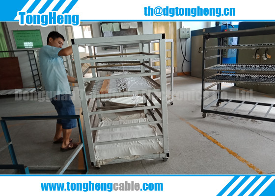 China Factory Custom Made High Rebound Resilience Black Coil Cable