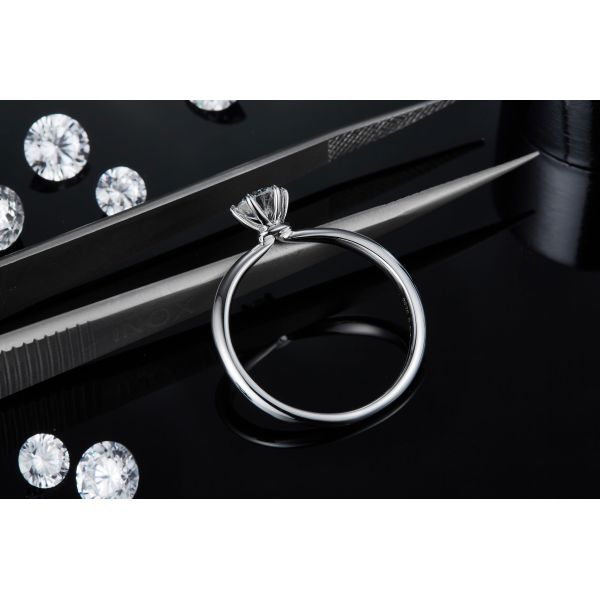 925 Sterling Silver Moissanite Diamond Rings For Wedding Engagement