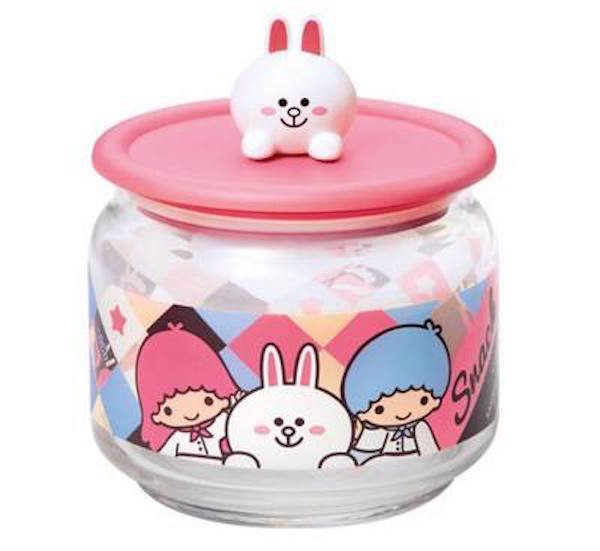 Transparent Color Glass Storage Jar Plastic Toy Figures Sell In HongKong 7 - 11 Store For Collection