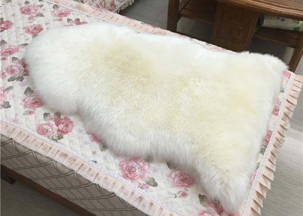 Quality Real Sheepskin Rug Single Pelt Off White Color Supply Samples 90*60cm Eco-friendly for sale
