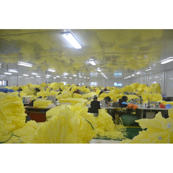 Medical Surgical 60gsm Yellow Fluid Resistant Isolation Gowns