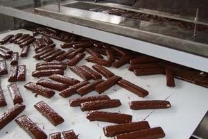 Chocolate Enrober Machine