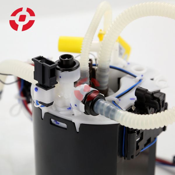 Auto Parts OE LR057235/LR026192/LR036126 Petrol Pump Oil Pump Assembly For 12 Land Rover Evoque/06-14 Range Rover Evoque Generation 2