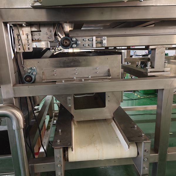 AI Type Single Channel 5.5-7.5kW AI Sorting Machine For Grain Sorting